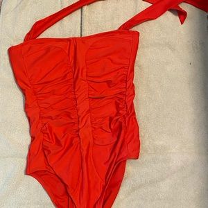 Forever 21 plus halter swimsuit with underwire